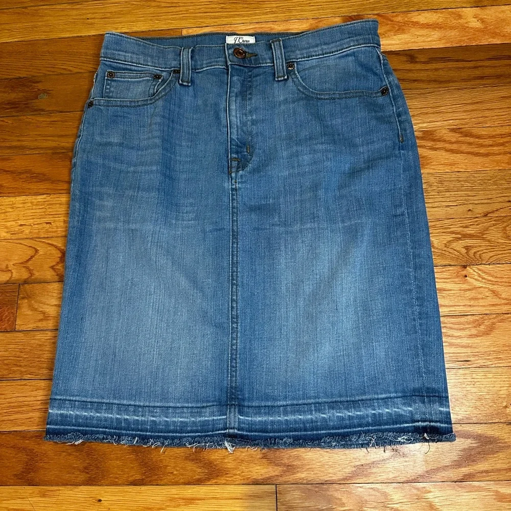 J. Crew Denim Blue Jean‎ Pencil Skirt w/ Raw Hem Style #C5647 Sz 27